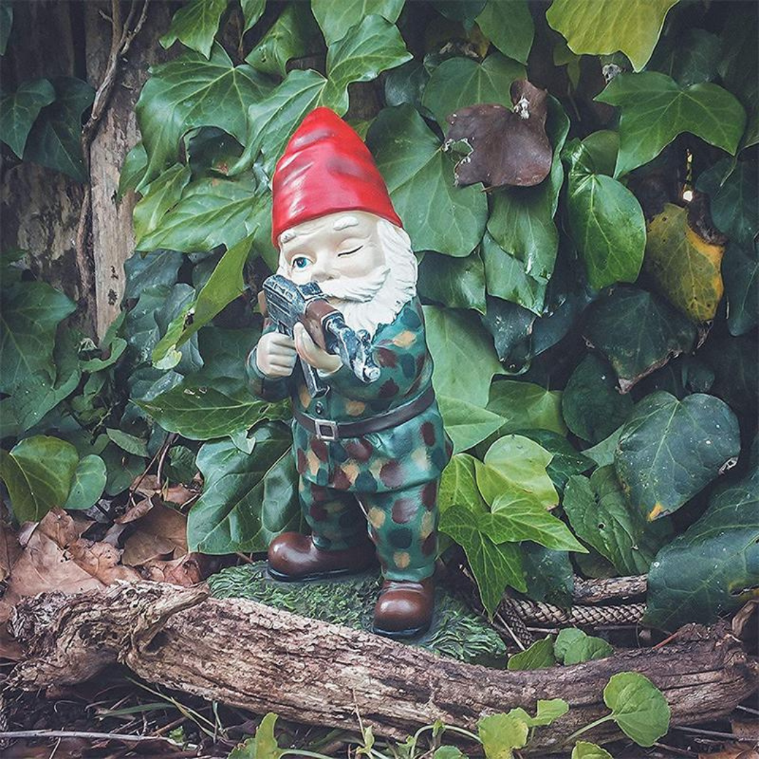 Drelix - Robuster Militärischer Gartenzwerg zum Spielen und Dekorieren