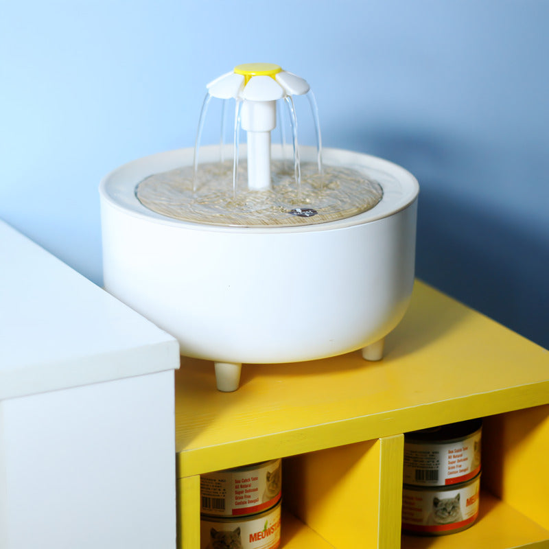 Sorge für einen ewigen Fluss von frischem und sauberem Wasser für deine Katze