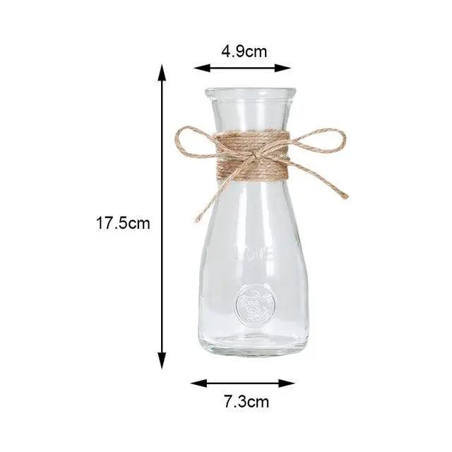 Minimalistische Glasvase - Elegante Tischdekoration