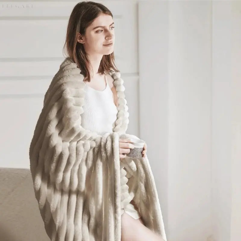 Ultimativer Komfort Luxe Superweiche Fleece-Decke mit hochwertigem Kunstschaffell für warme Umarmungen und gemütliche Atmosphäre